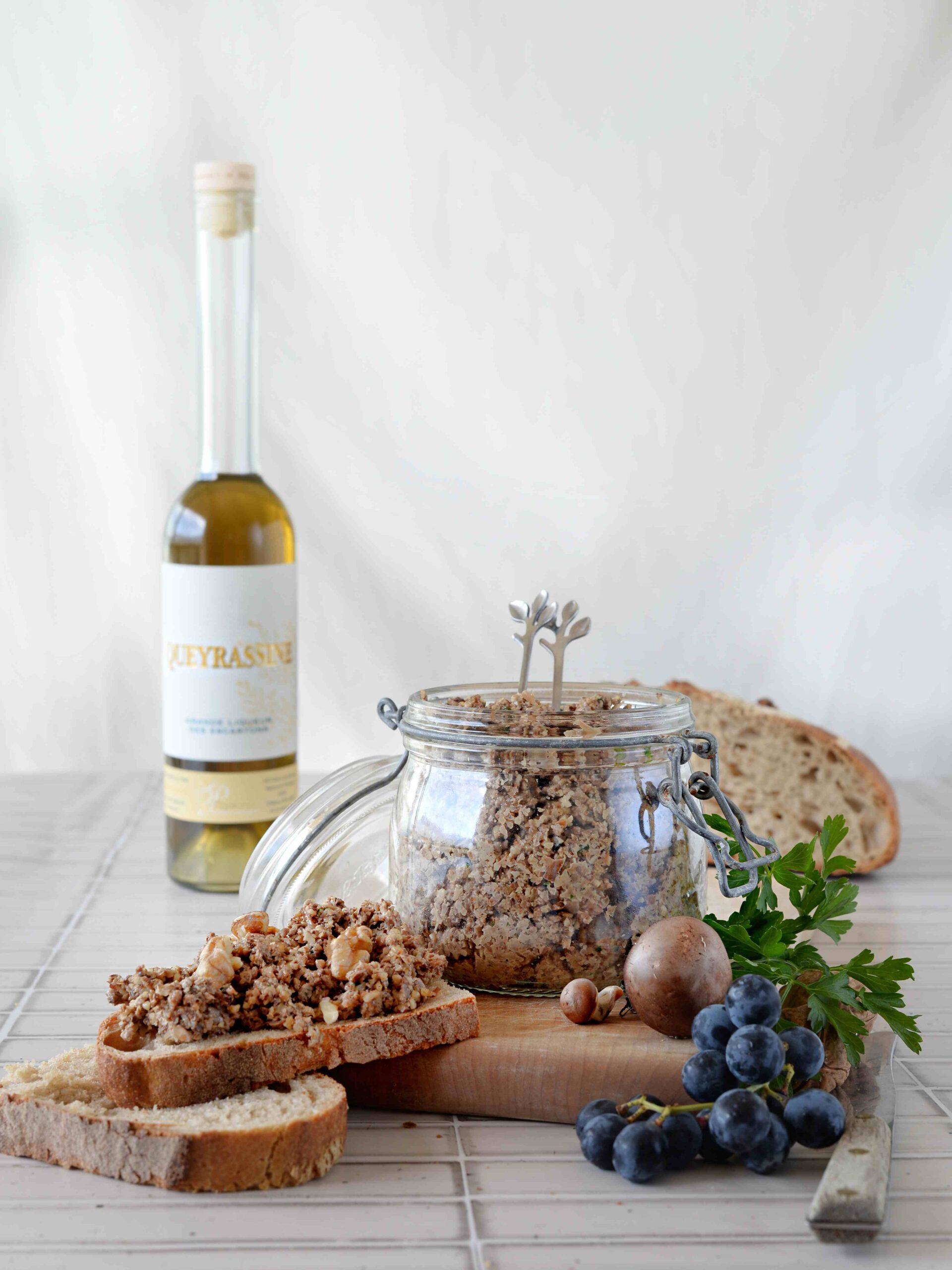 Pâté végétal aux champignons et noix à la liqueur Queyrassine